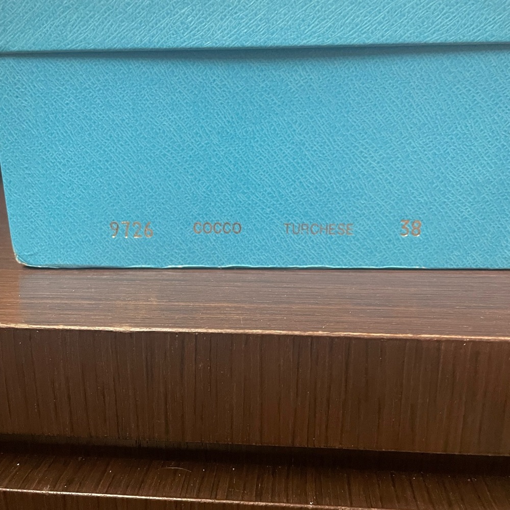 100% authentic Prada, blue CoCo , turquoise heels - Picture 4 of 6